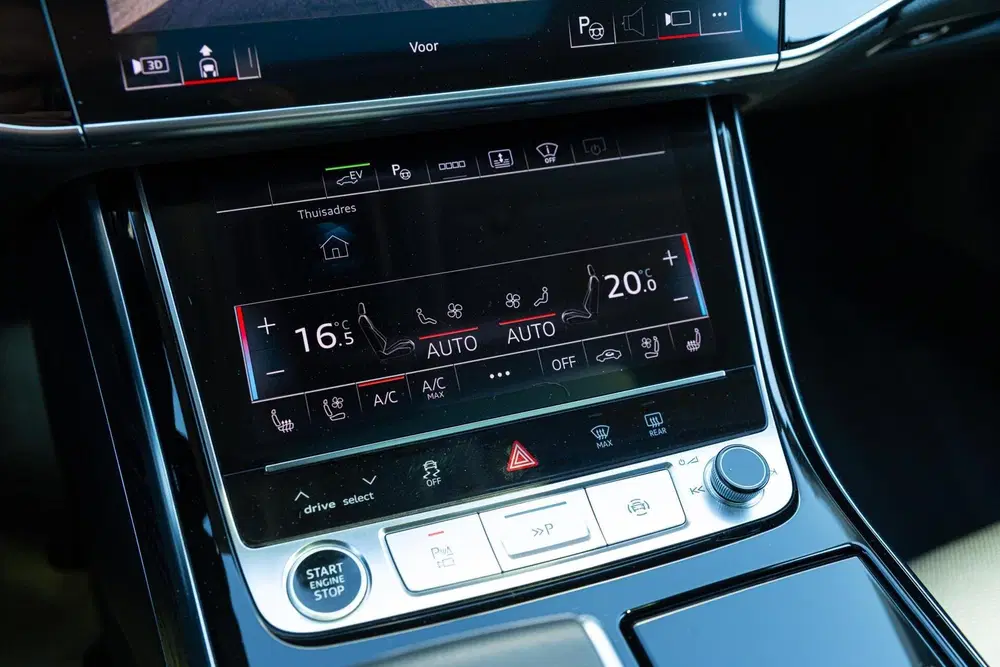 Audi A8 60 TFSI e quattro PANO MASSAGE HEAD UP B&O uit 2024, foto 15