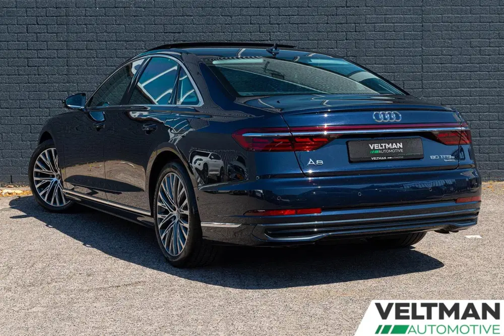 Audi A8 60 TFSI e quattro PANO MASSAGE HEAD UP B&O uit 2024, foto 3