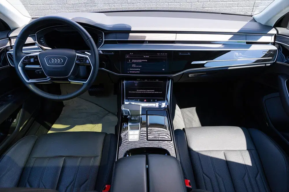 Audi A8 60 TFSI e quattro PANO MASSAGE HEAD UP B&O uit 2024, foto 6