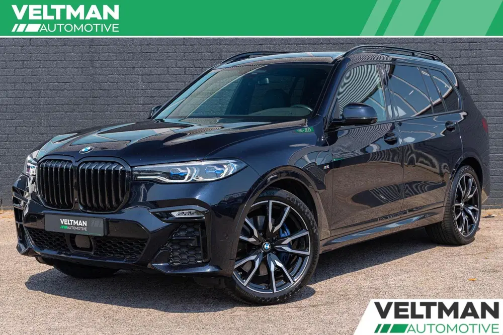 BMW X7 xDrive30d High Executive PANO TREKHAAK CO uit 2020