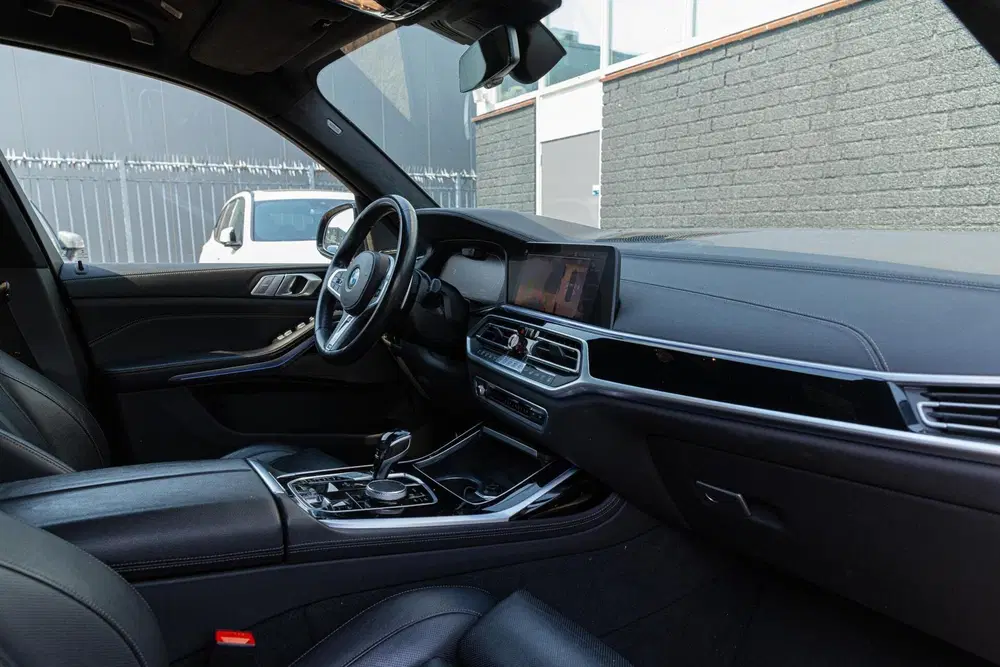 BMW X7 xDrive30d High Executive PANO TREKHAAK CO uit 2020, foto 12