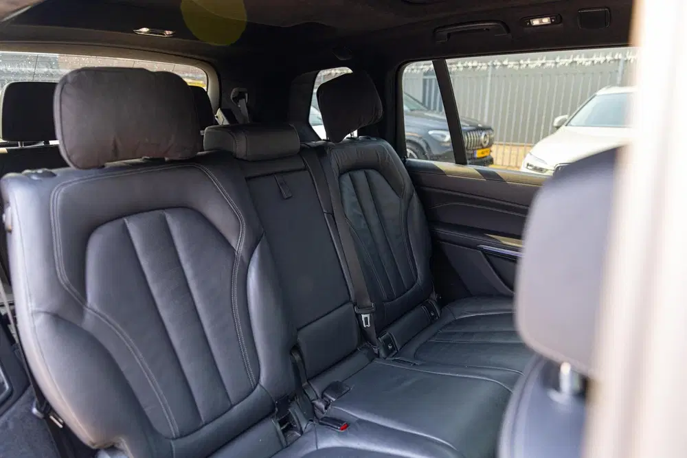 BMW X7 xDrive30d High Executive PANO TREKHAAK CO uit 2020, foto 13