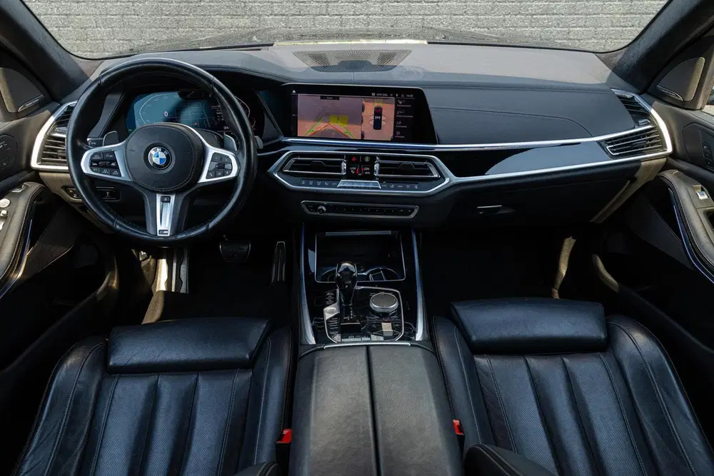 BMW X7 xDrive30d High Executive PANO TREKHAAK CO uit 2020, foto 4