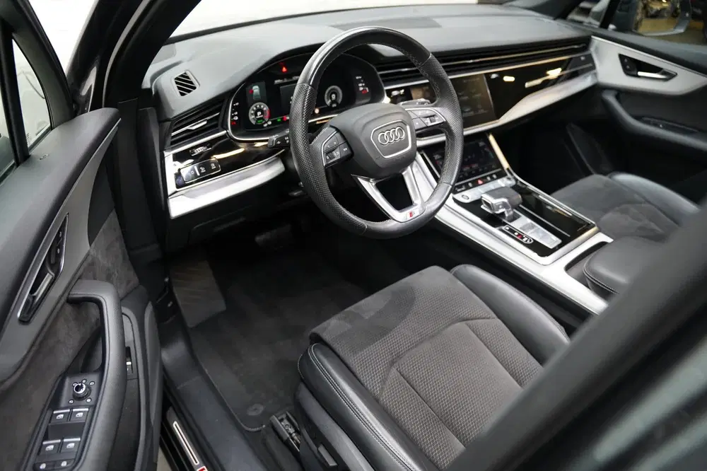 Audi Q7 55 TFSI e quattro 3x S LINE PANO VIRTUAL M uit 2021, foto 12