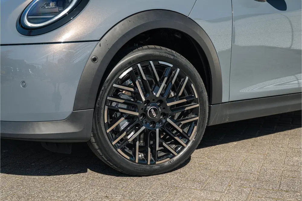 Mini Cabrio Cooper C Automaat uit 2026, foto 8