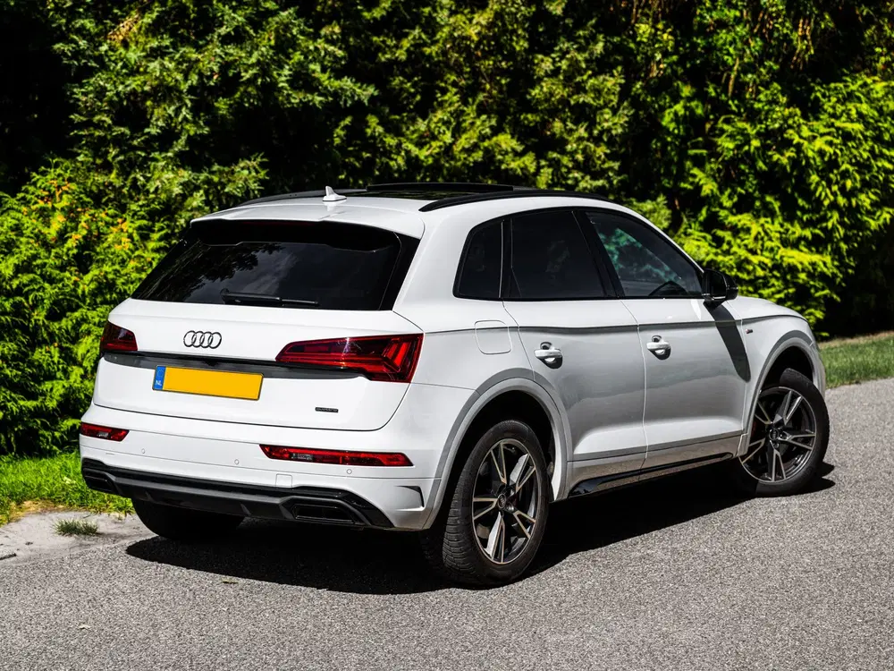 Audi Q5 50 TFSI e S edition Competition uit 2023, foto 2