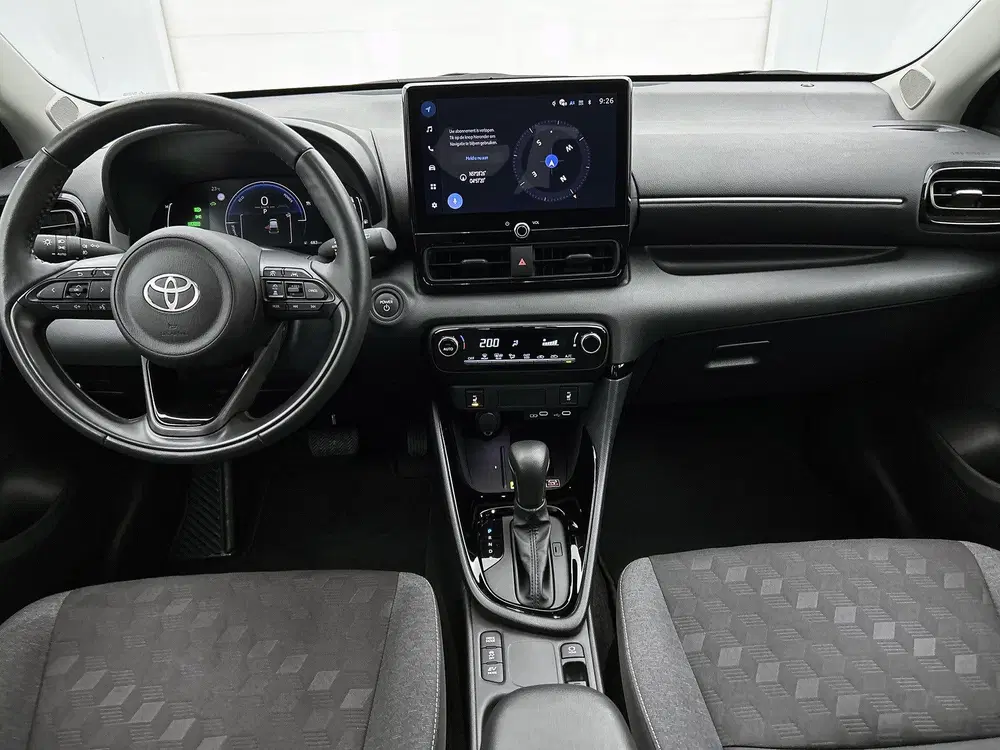 Toyota Yaris 1.5 Hybrid 115 Dynamic Comfort Pack uit 2025, foto 4
