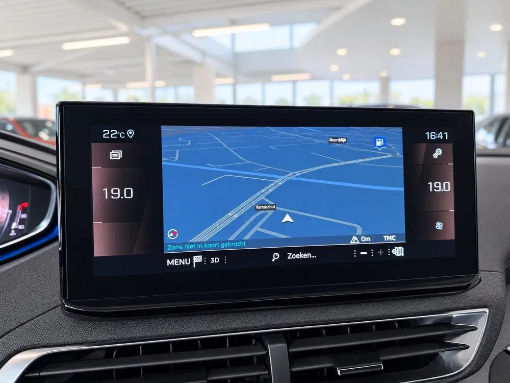 Peugeot 3008 1.2 PureTech GT Pack Business Airco ECC 3D uit 2023, foto 15