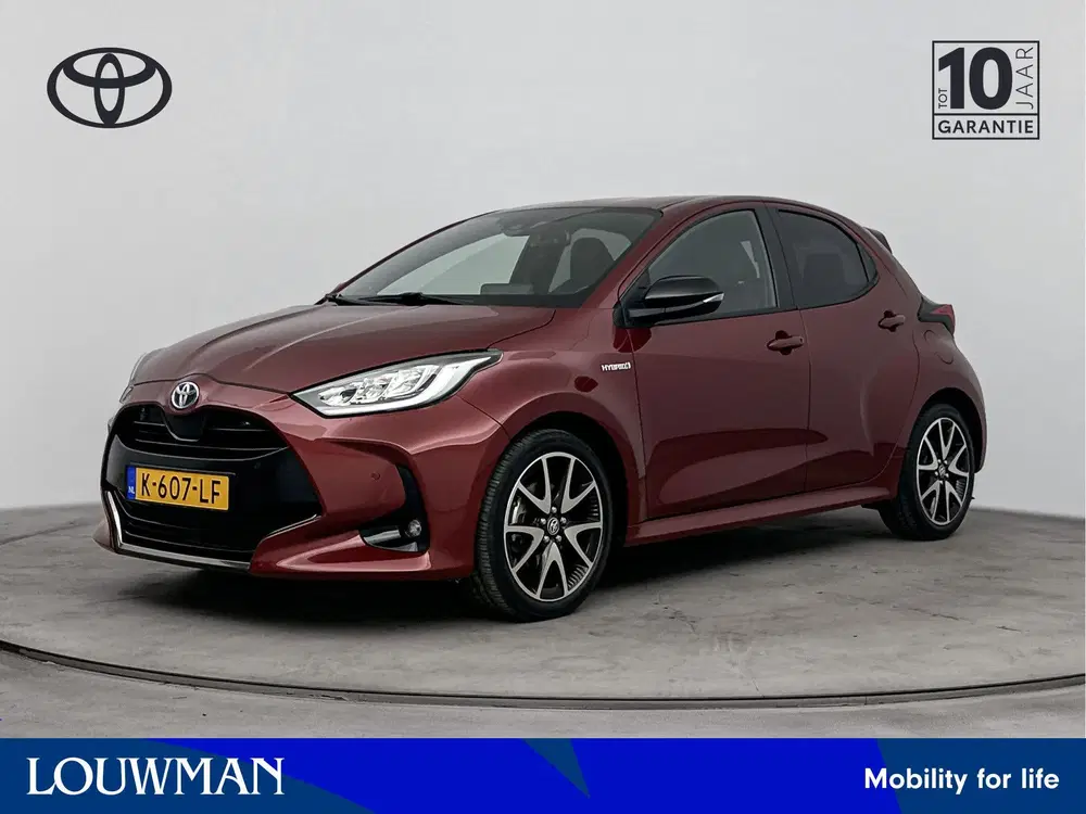 Toyota Yaris 1.5 Hybrid Executive uit 2021
