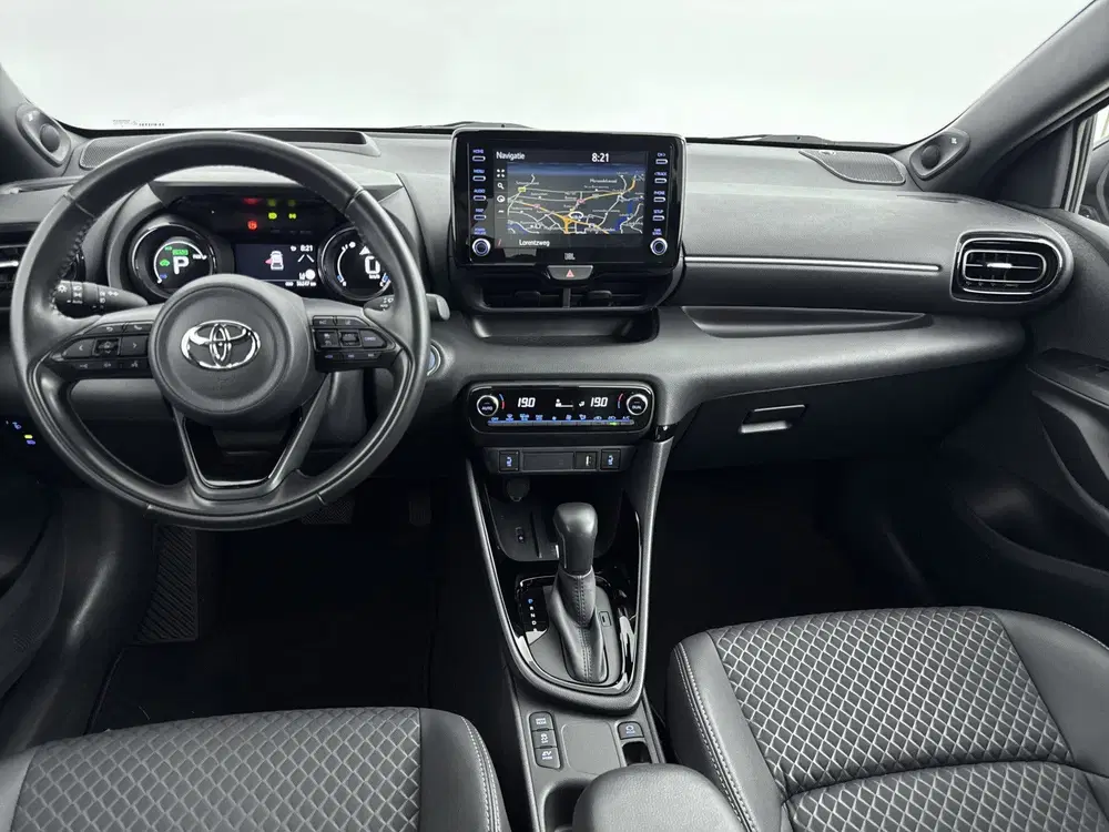Toyota Yaris 1.5 Hybrid Executive uit 2021, foto 4