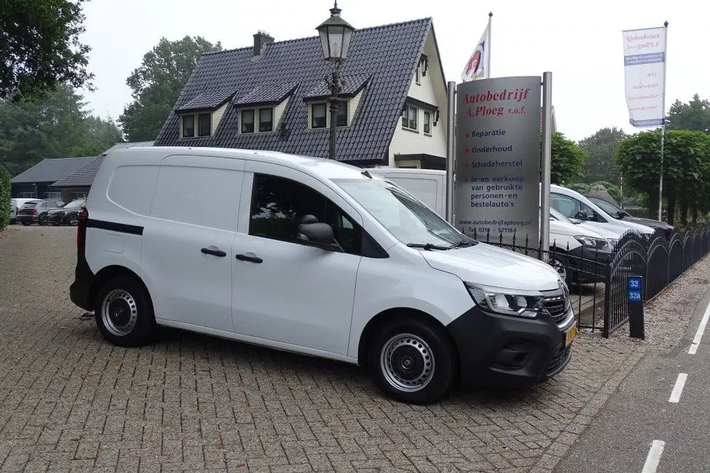 Renault Kangoo 1.5 Blue dCi Comfort NAVI TREKHAAK 1e eig uit 2023