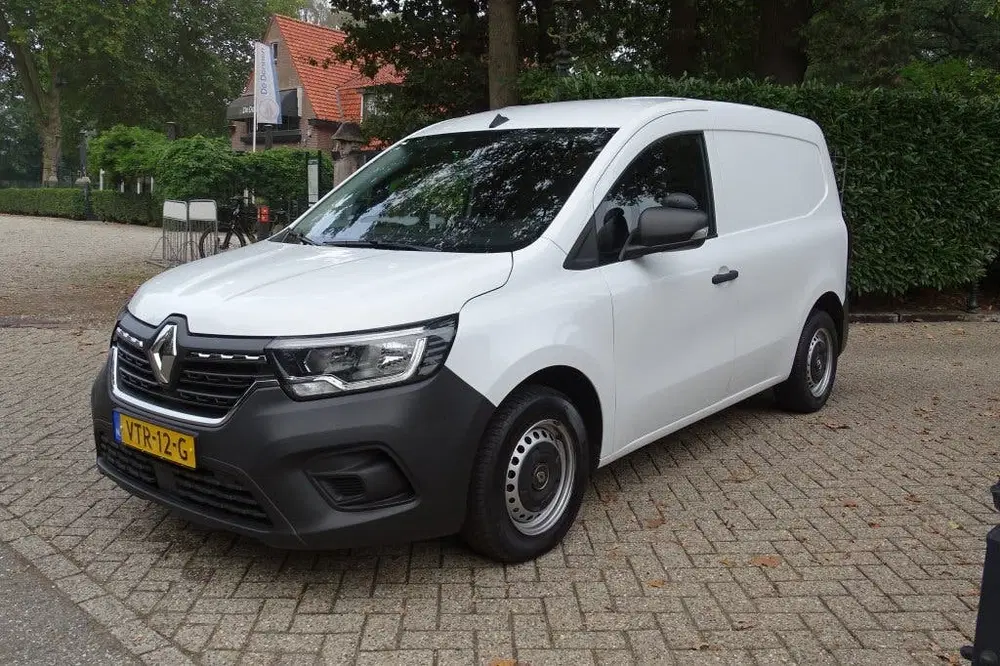 Renault Kangoo 1.5 Blue dCi Comfort NAVI TREKHAAK 1e eig uit 2023, foto 2
