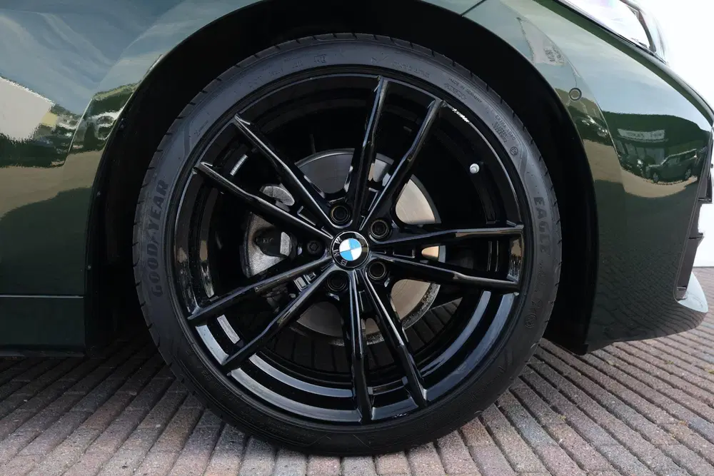 BMW 4-serie 420i High Executive uit 2024, foto 8