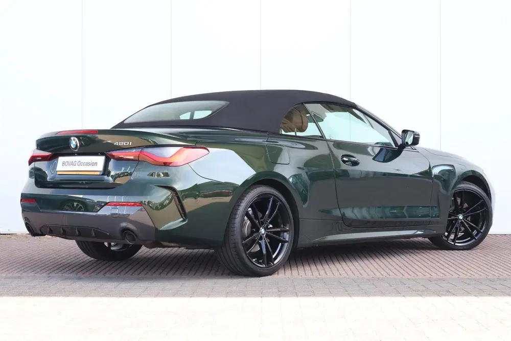 BMW 4-serie 420i High Executive uit 2024, foto 9