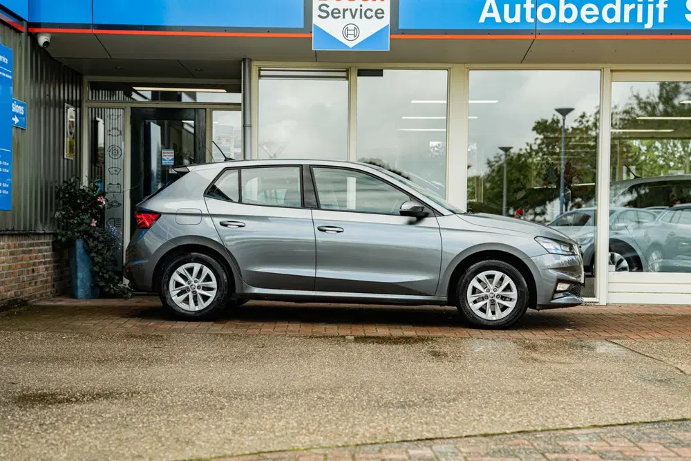 Skoda Fabia 1.0 TSI Business Edition uit 2024, foto 3