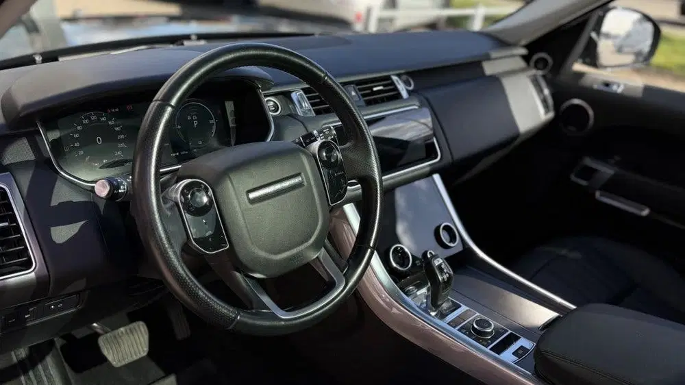 Land Rover Range Rover Sport P400e SE uit 2021, foto 10