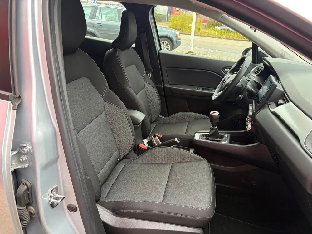 Renault Captur 1.0 TCe 90 evolution uit 2023, foto 15