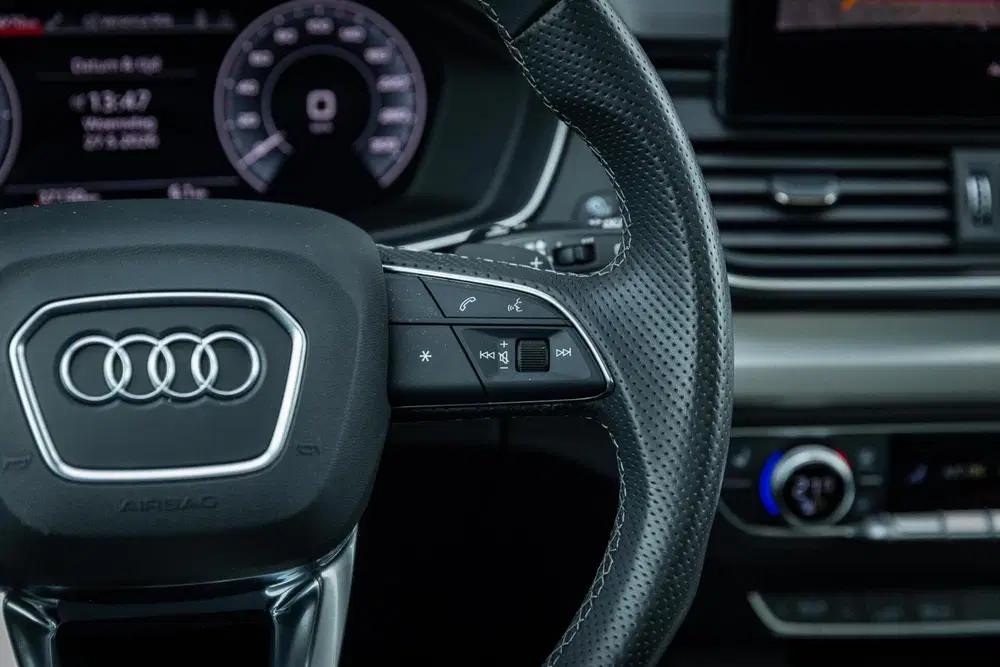 Audi Q5 50 TFSI e S-Line Competition PANO MEMORY C uit 2023, foto 12