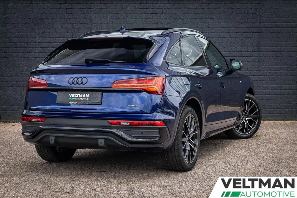 Audi Q5 50 TFSI e S-Line Competition PANO MEMORY C uit 2023, foto 3