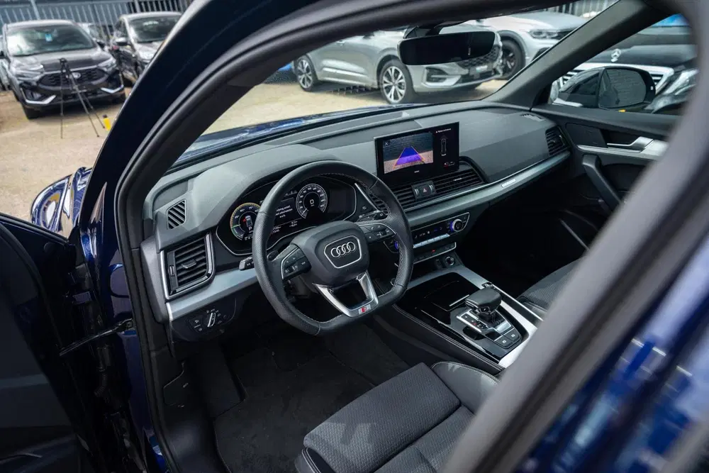 Audi Q5 50 TFSI e S-Line Competition PANO MEMORY C uit 2023, foto 4