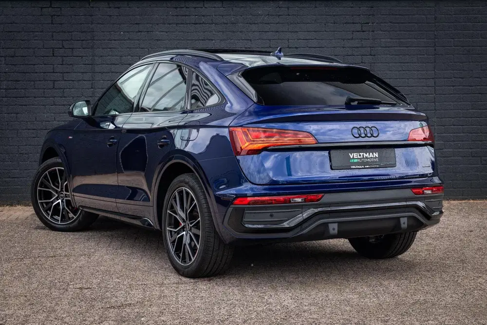 Audi Q5 50 TFSI e S-Line Competition PANO MEMORY C uit 2023, foto 8