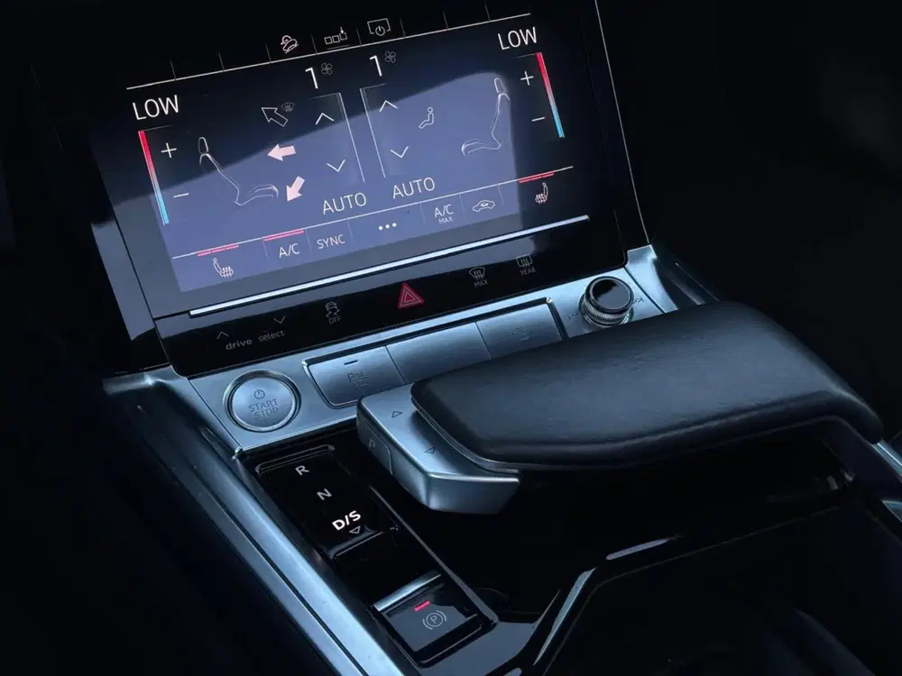 Audi e-tron E-tron 55 quattro 95 kWh (Goed OndH uit 2020, foto 7