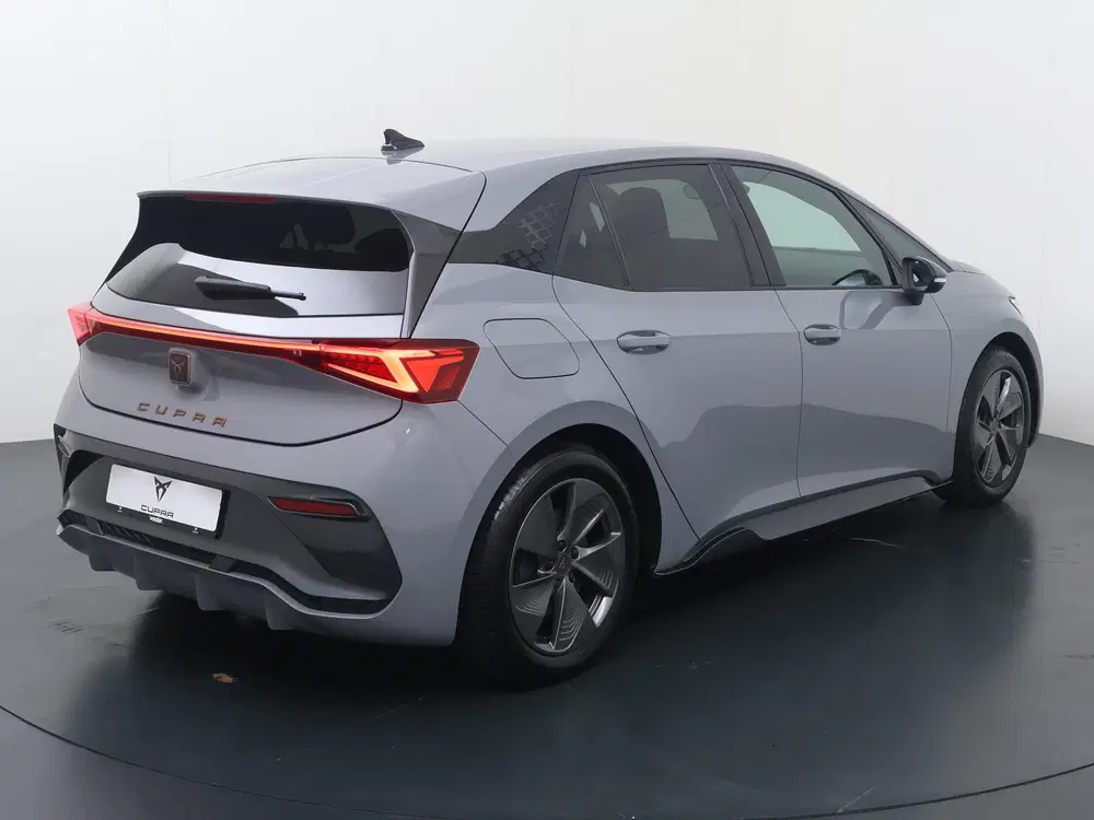 Cupra Born Essential 62 kWh uit 2022, foto 5