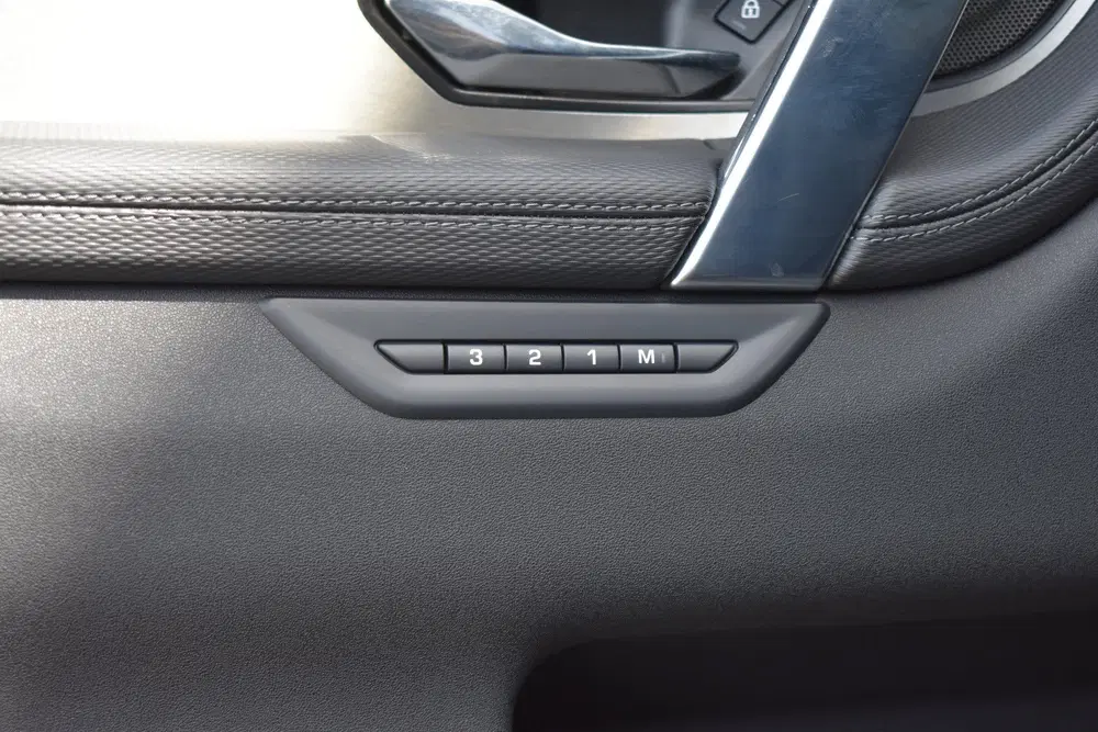 Land Rover Discovery Sport 1.5 P270e PHEV Dynamic HSE LED uit 2025, foto 8