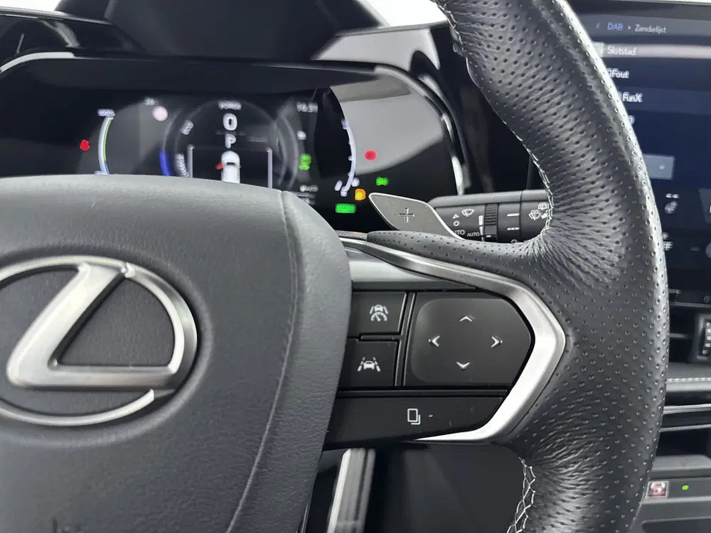 Lexus NX 450h+ AWD F-Sport Line uit 2023, foto 14