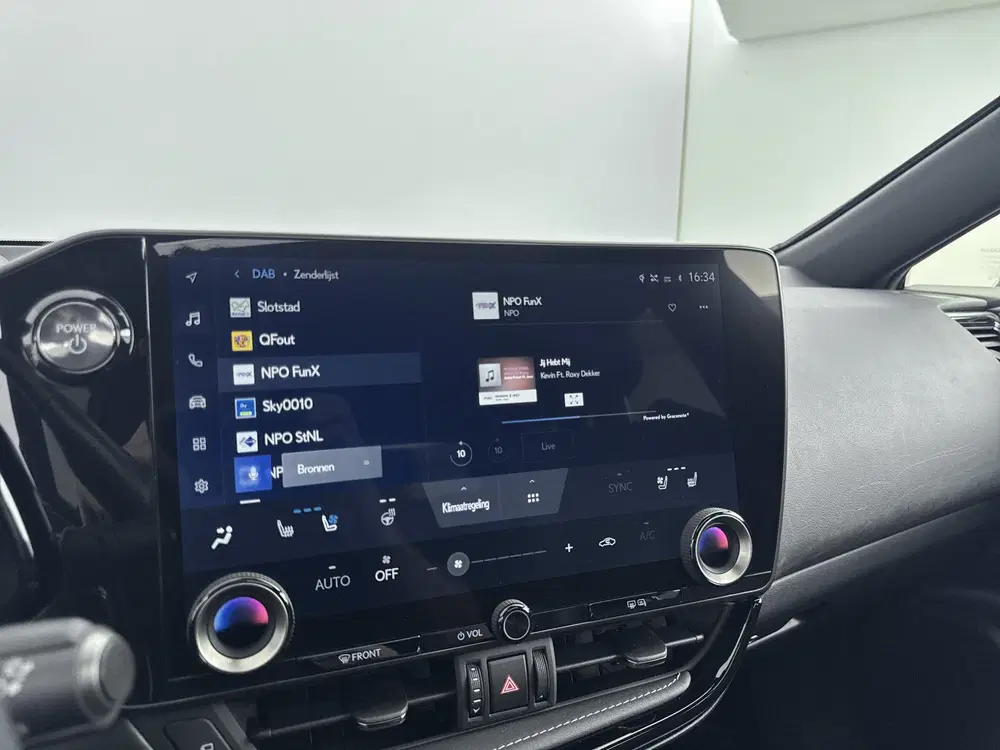 Lexus NX 450h+ AWD F-Sport Line uit 2023, foto 7