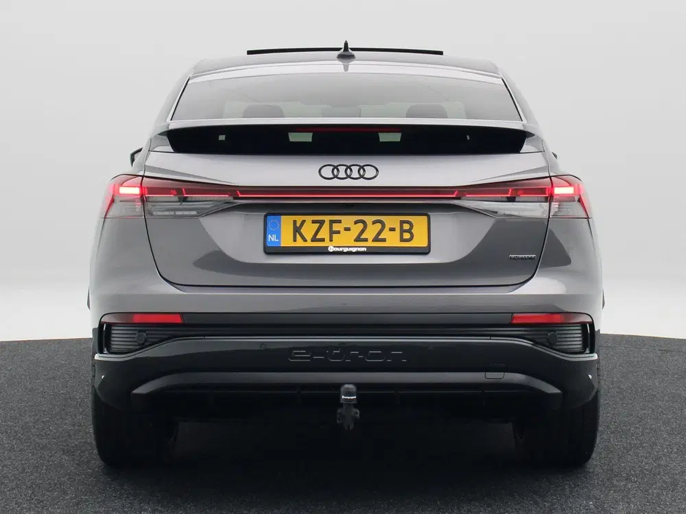 Audi Q4 e-tron 45 quattro S edition 82 kWh 286 Pk uit 2025, foto 6