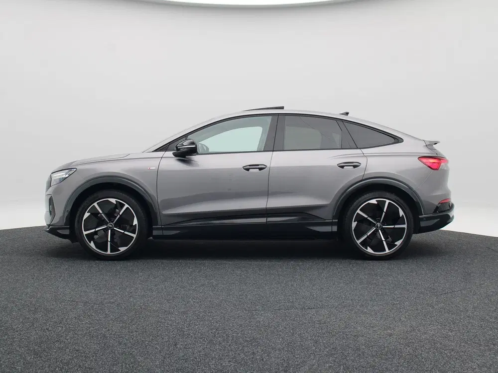 Audi Q4 e-tron 45 quattro S edition 82 kWh 286 Pk uit 2025, foto 9