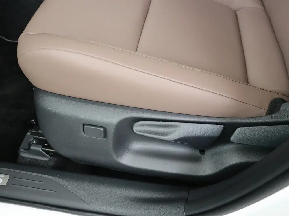 Lexus LBX Elegant 2WD Advanced Pack uit 2026, foto 11