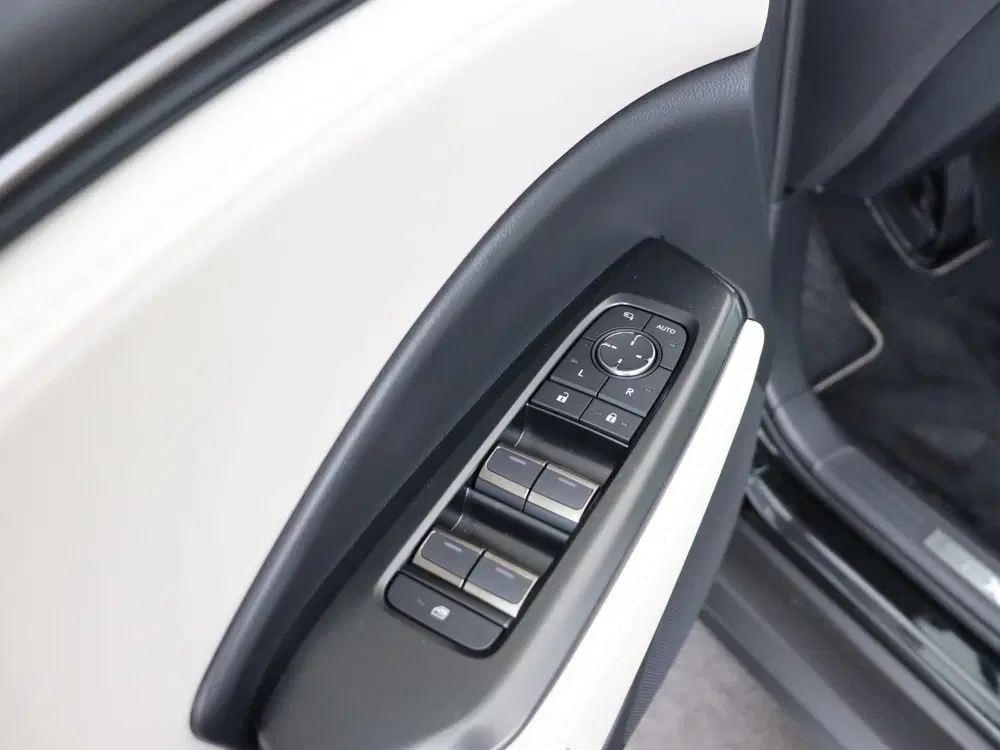 Lexus LBX Elegant 2WD Advanced Pack uit 2026, foto 9