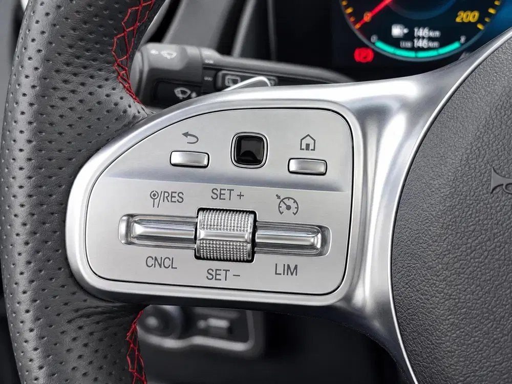 Mercedes-Benz EQB 250 AMG Line 67 kWh uit 2023, foto 11
