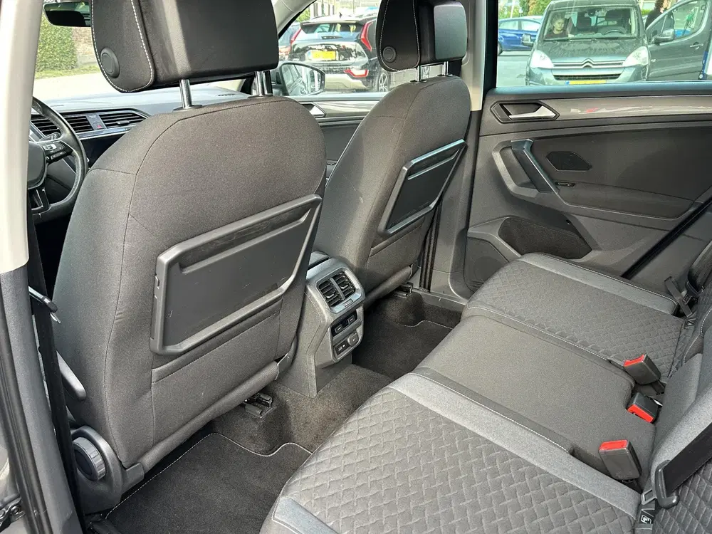 Volkswagen Tiguan 1.5 TSI ACT Highline Business R uit 2019, foto 13