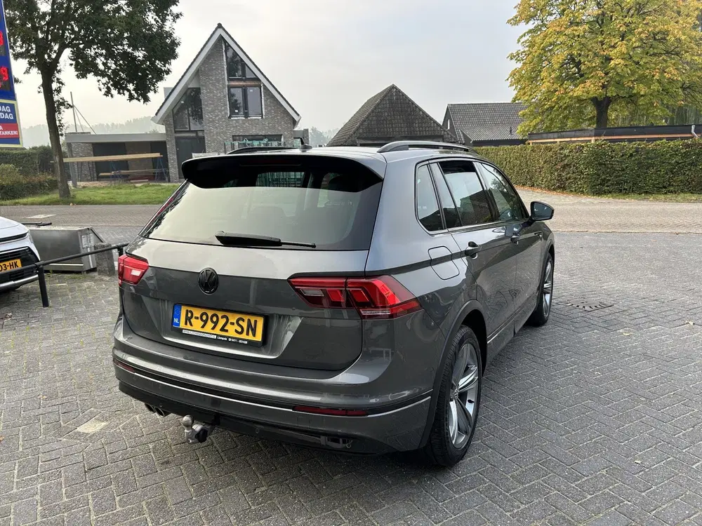 Volkswagen Tiguan 1.5 TSI ACT Highline Business R uit 2019, foto 6