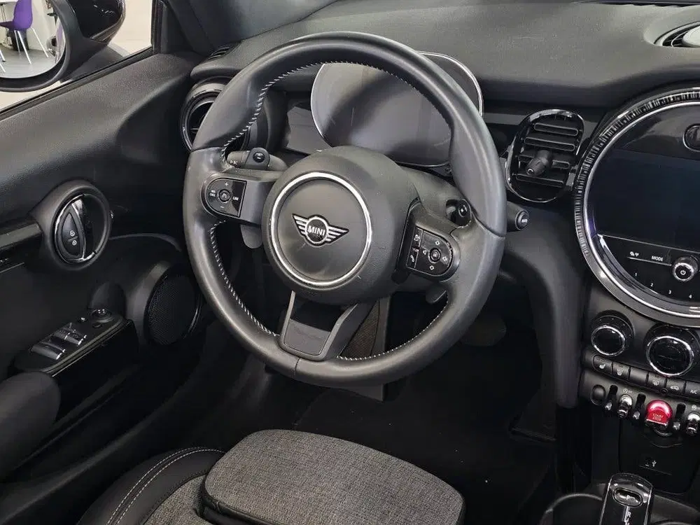 Mini Cabrio 2.0 Cooper S uit 2022, foto 10