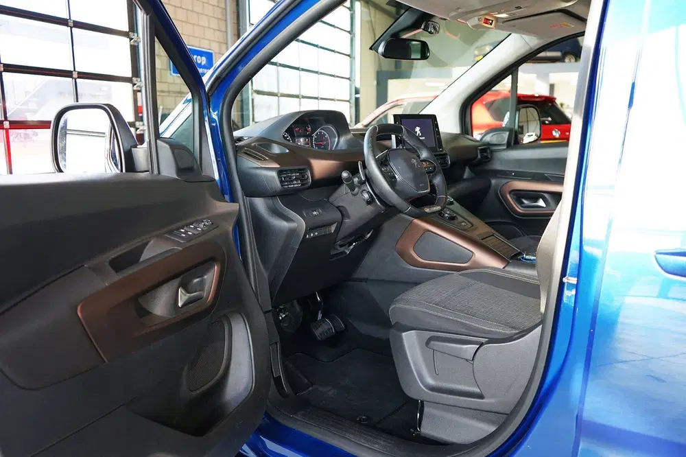 Peugeot Rifter 1.2 Puretech Long GT-Line 7p. uit 2020, foto 4