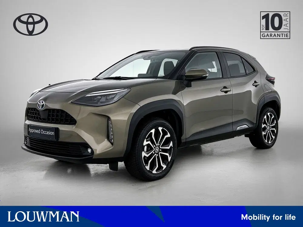 Toyota Yaris Cross 1.5 Hybrid Dynamic AWD uit 2024