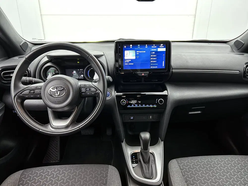 Toyota Yaris Cross 1.5 Hybrid Dynamic AWD uit 2024, foto 4