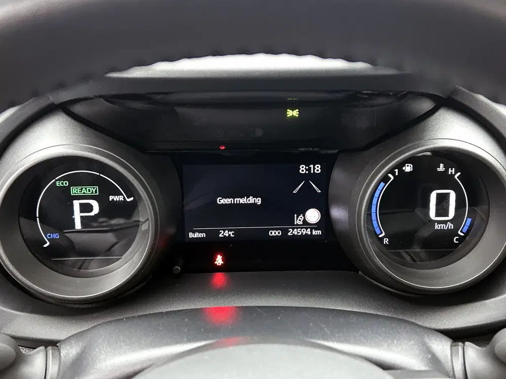 Toyota Yaris Cross 1.5 Hybrid Dynamic AWD uit 2024, foto 5