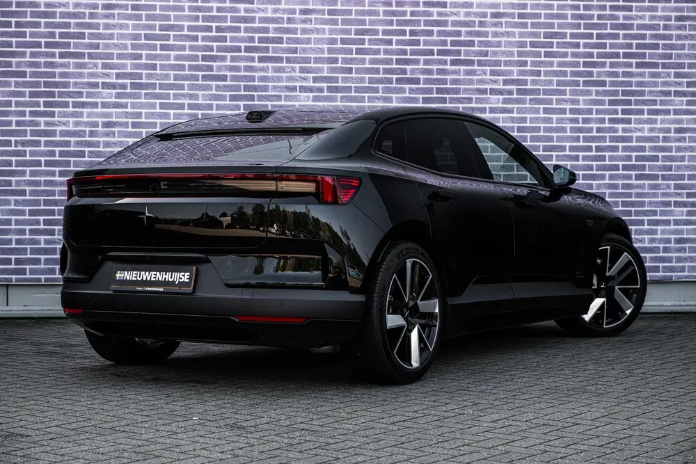 Polestar 4 Long Range Single motor Prime 100 kWh uit 2026, foto 2