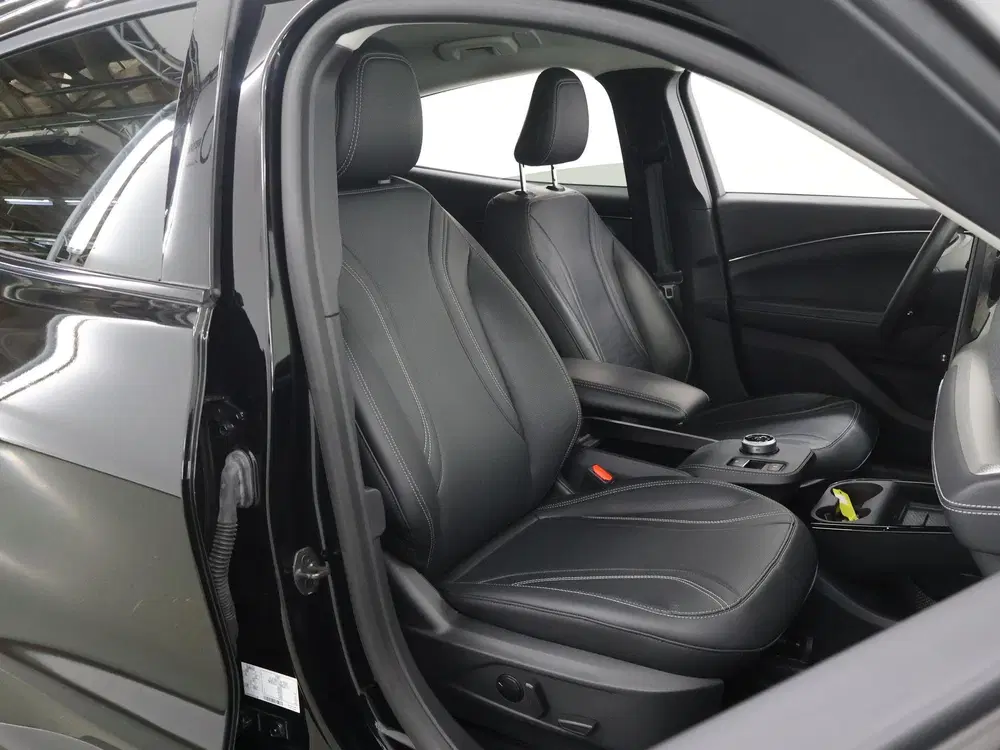 Ford Mustang Mach-E Extended RWD 98 kWh SoH 95.6% uit 2022, foto 10