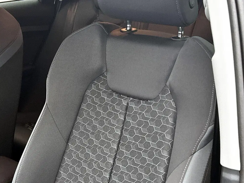 Audi A1 25 TFSI S edition l Cruise control l Stoel uit 2025, foto 15