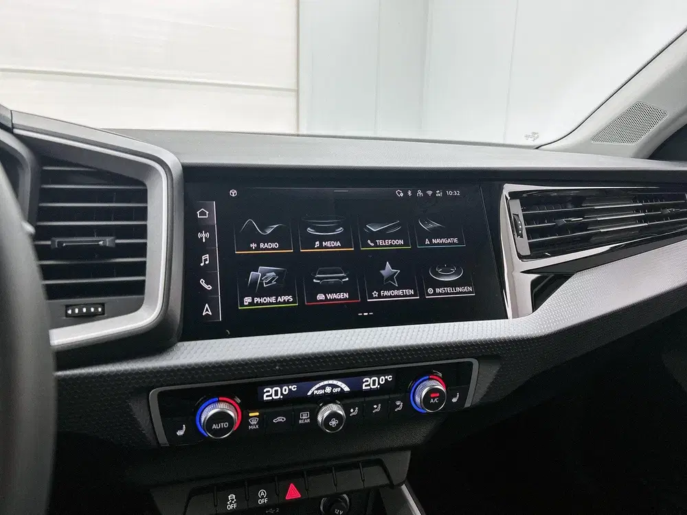 Audi A1 25 TFSI S edition l Cruise control l Stoel uit 2025, foto 8