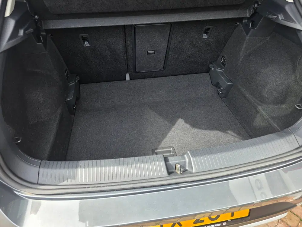 Volkswagen T-Roc 1.5 TSI R-Line Business+automaat uit 2023, foto 12