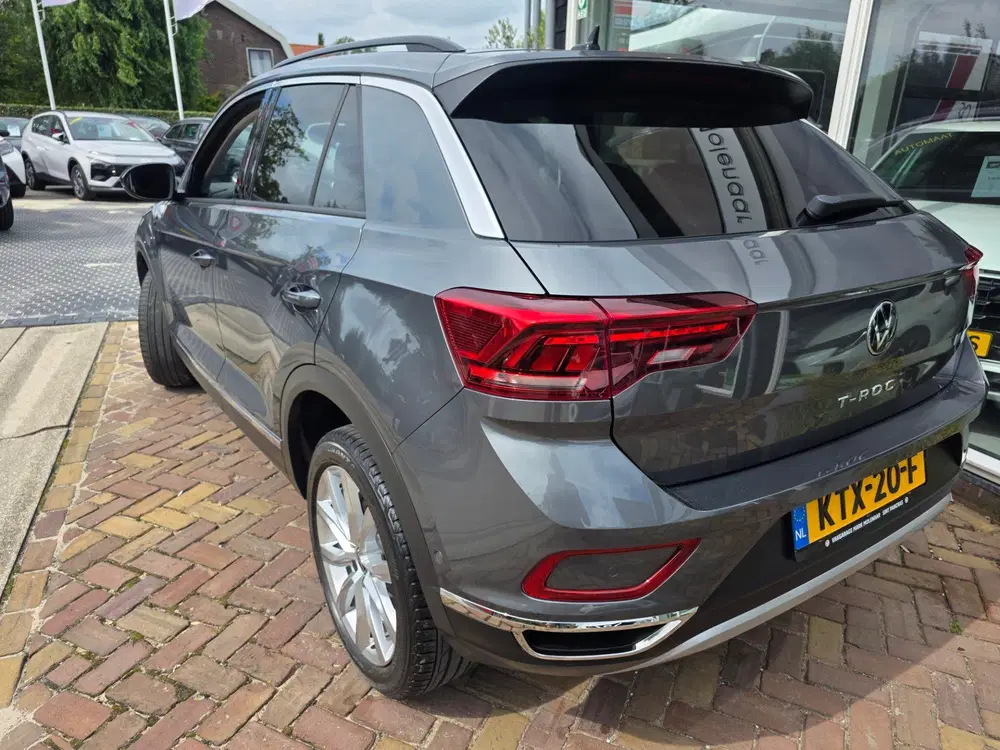 Volkswagen T-Roc 1.5 TSI R-Line Business+automaat uit 2023, foto 8