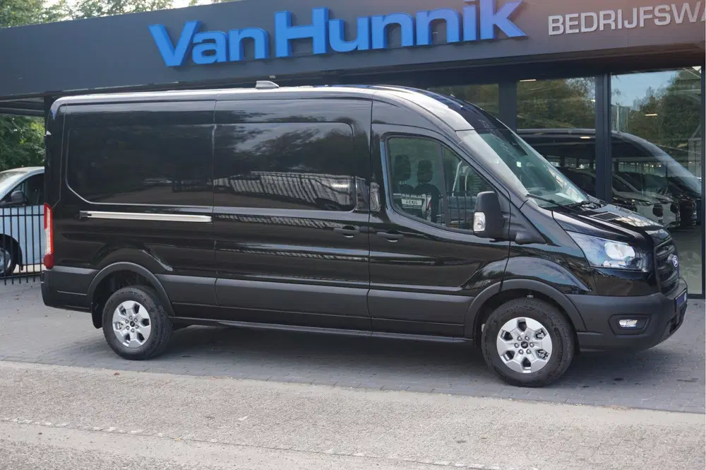 Ford Transit 350L L3H2 Trend 130PK BPM VRIJ Sync4 Navi uit 2024, foto 6