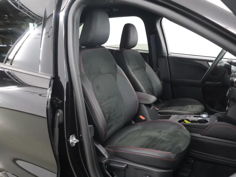 Ford Kuga 2.5 PHEV ST-Line X uit 2023, foto 10